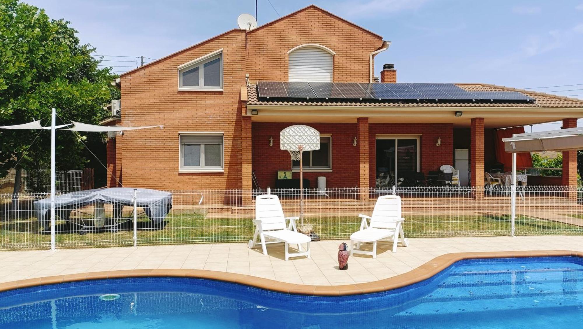 Santa Eulalia de Ronsaná Casa Con Jardin Y Piscina Privada. 빌라 외부 사진