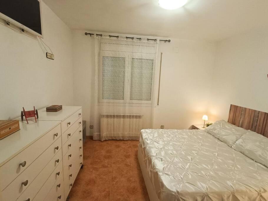 Santa Eulalia de Ronsaná Casa Con Jardin Y Piscina Privada. 빌라 외부 사진